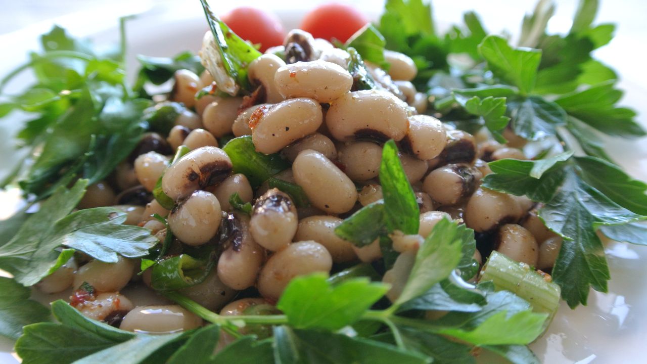 Black-Eyed Pea Salad in Hindi